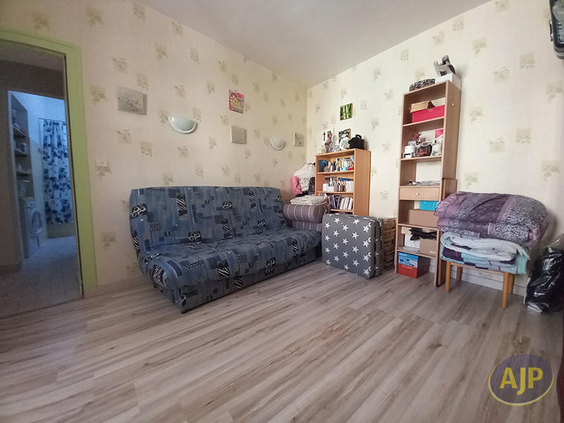 Maison - 99 m² - 4 pièces