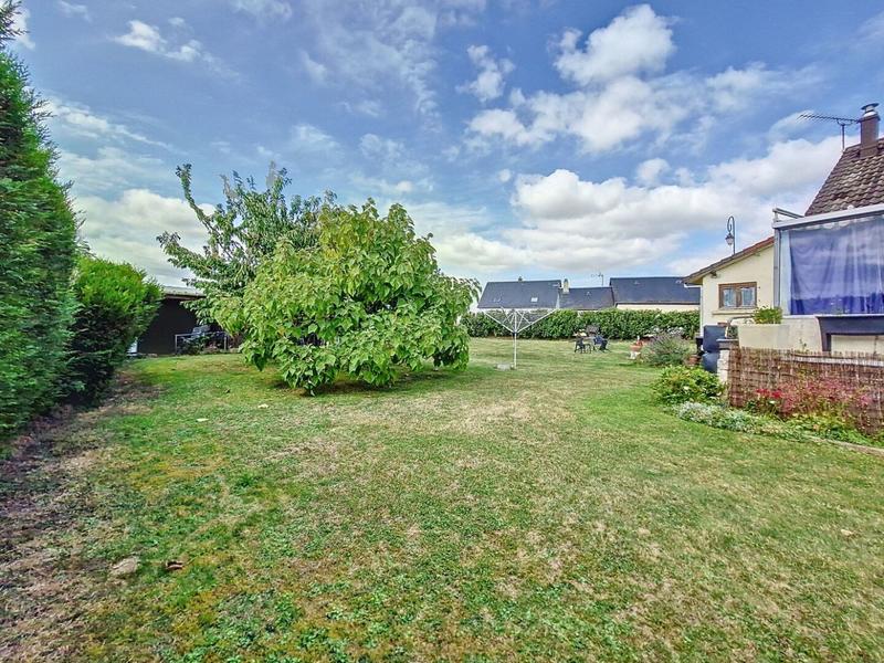 Maison - 104 m² - 4 pièces