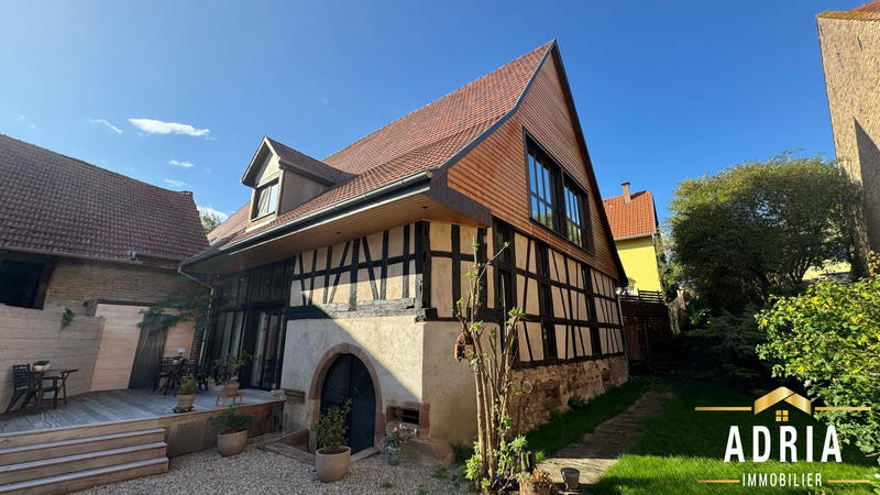 Maison traditionnelle - 304 m² - 9 pièces