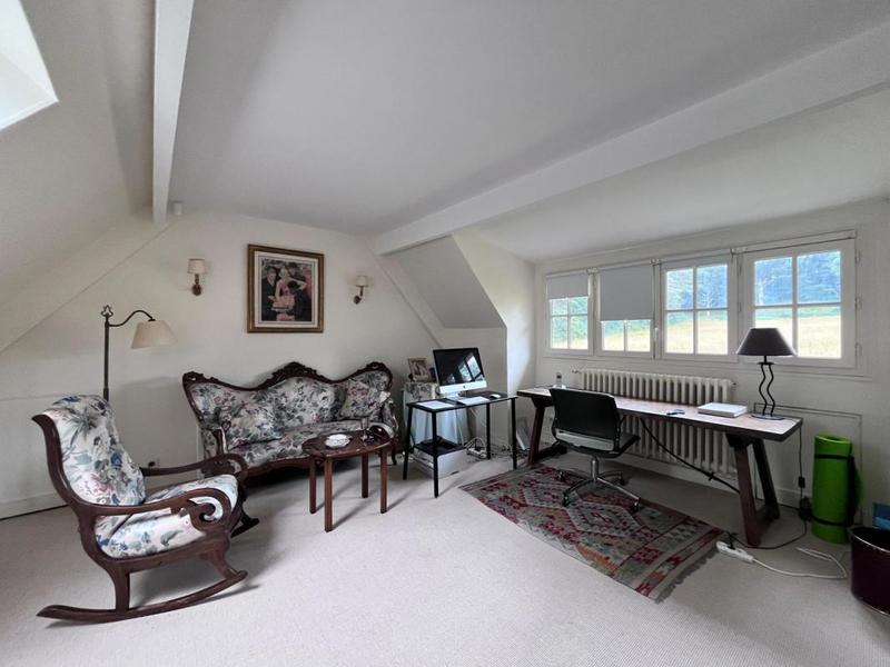 Chaumière - 120 m² - 5 pièces