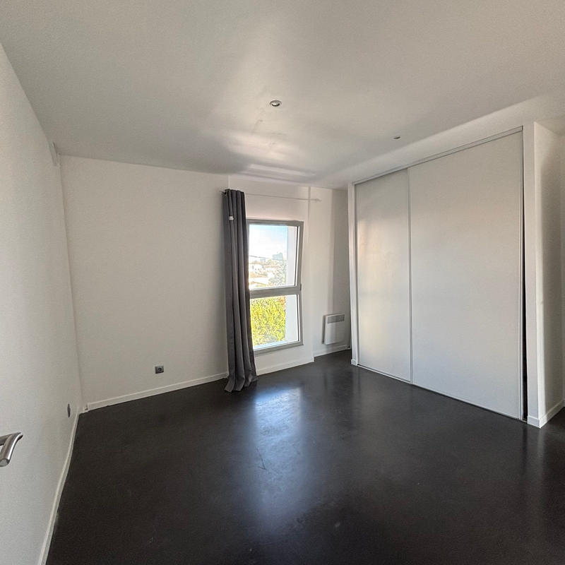 Appartement - 96 m² - 4 pièces
