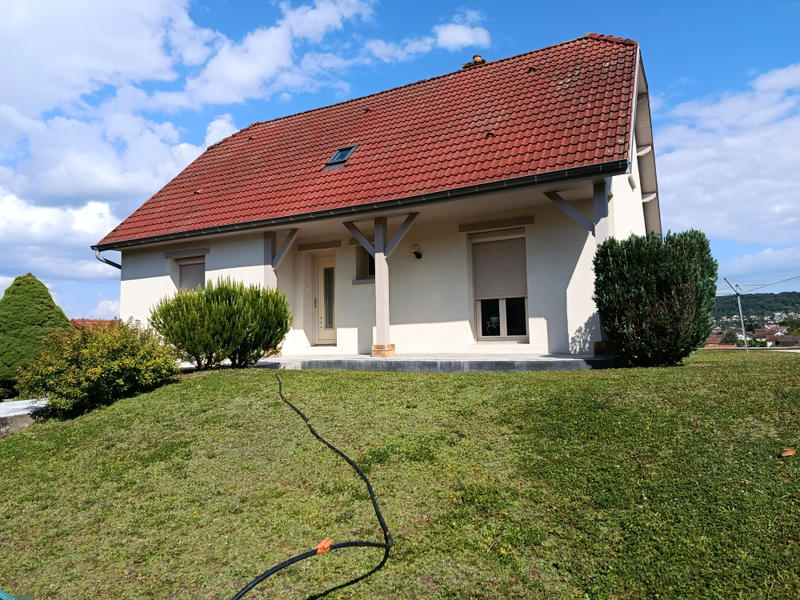 Demeure - 126 m² - 6 pièces