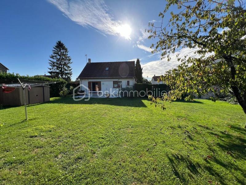 Maison - 97 m² - 4 pièces