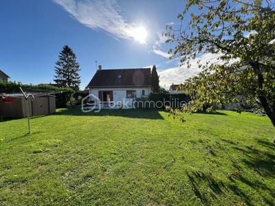 Maison - 97 m² - 4 pièces