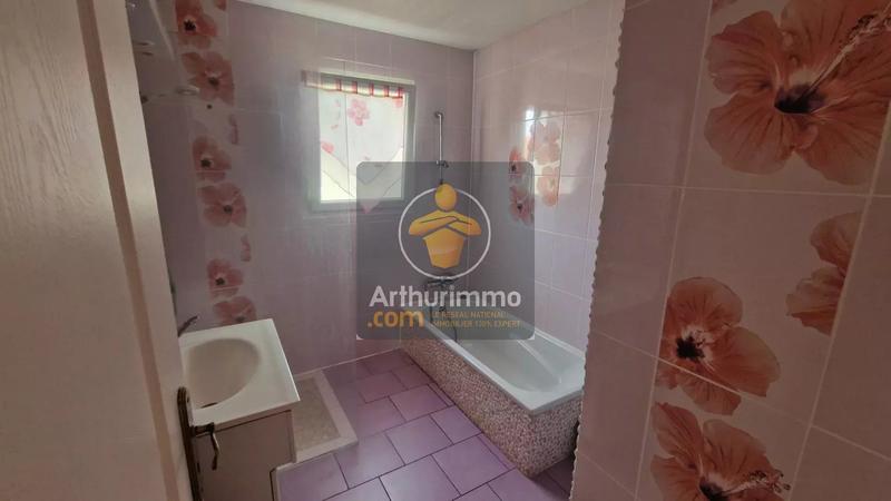 Maison - 93 m² - 4 pièces