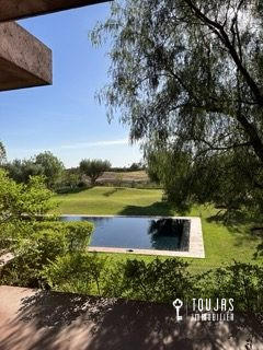 Villa - 650 m² - 6 pièces