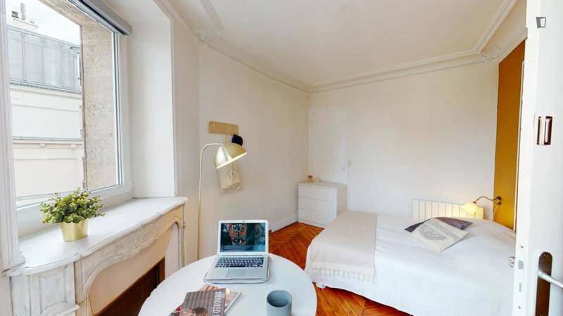 Chambre - 13 m² - 4 pièces