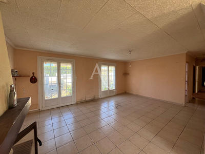 Maison - 110 m² - 4 pièces