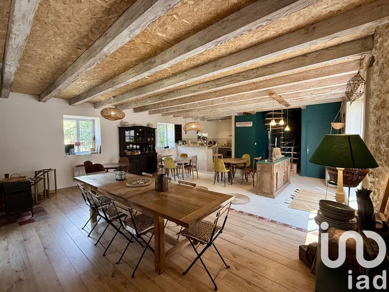 Maison - 400 m² - 17 pièces