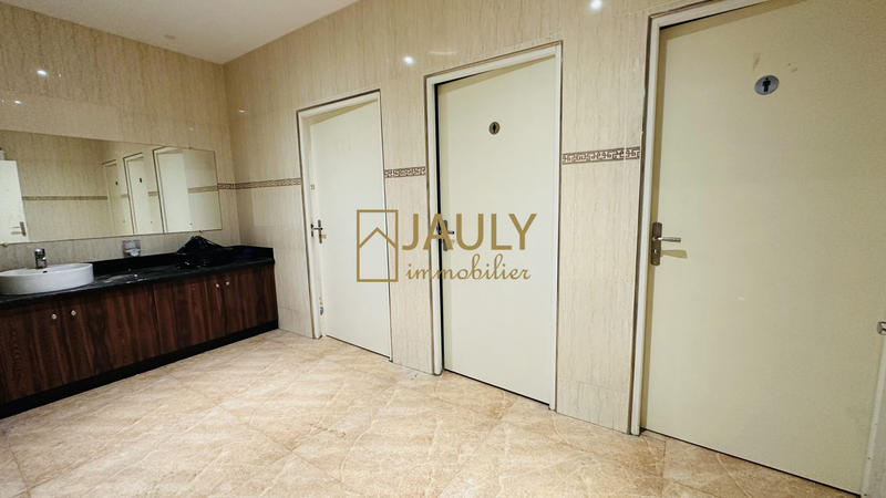 Local commercial - 800 m²