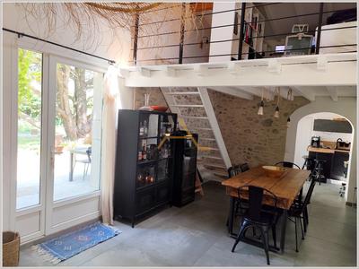 Maison en pierre - 171 m² - 7 pièces