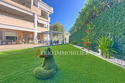 Appartement - 94 m² - 4 pièces