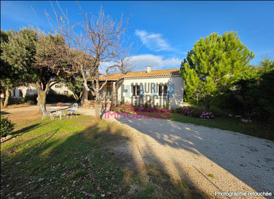 Maison - 93 m² - 4 pièces