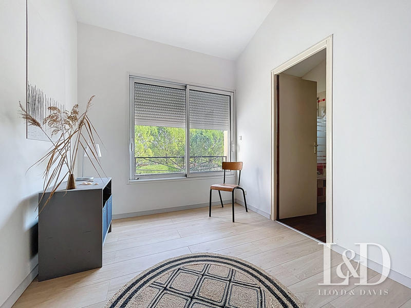 Maison contemporaine - 141 m² - 4 pièces