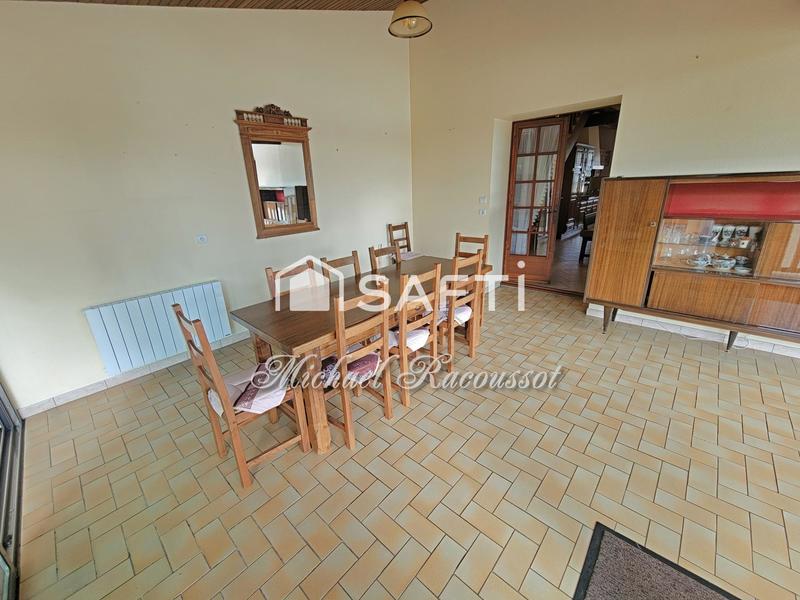 Maison - 183 m² - 8 pièces