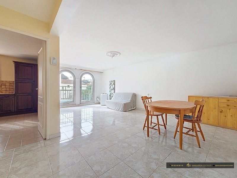 Appartement - 77 m² - 3 pièces