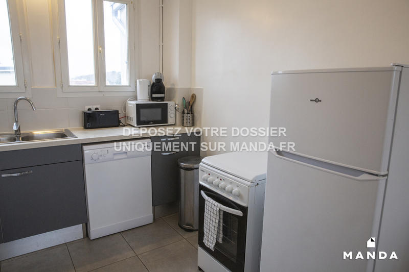 Chambre - 9 m² - 4 pièces