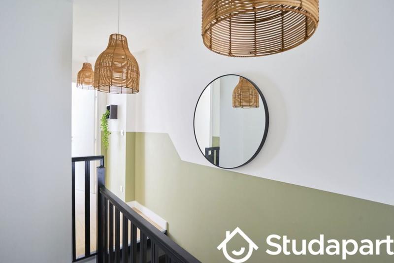 Chambre - 13 m² - 1 pièce