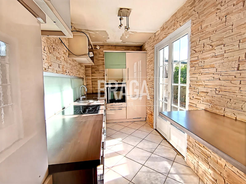 Maison - 91 m² - 5 pièces