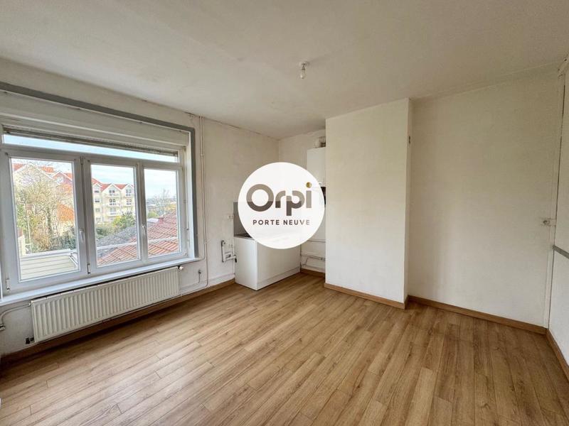 Immeuble - 130 m² - 6 pièces