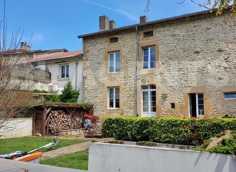Maison - 213 m² - 10 pièces