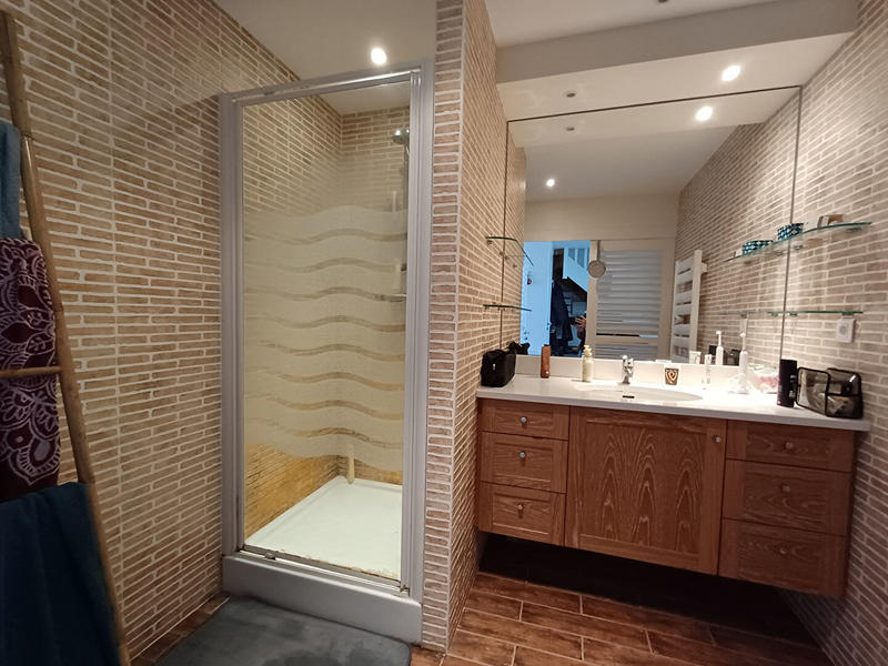 Appartement - 72 m² - 2 pièces