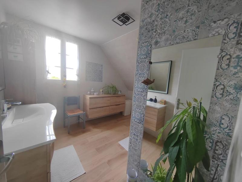 Maison - 140 m² - 6 pièces