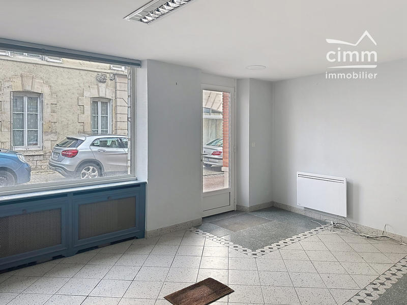 Bureau - 125 m² - 6 pièces