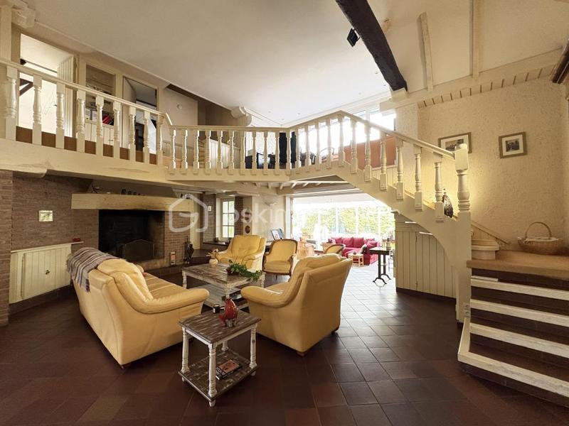 Demeure - 290 m² - 12 pièces