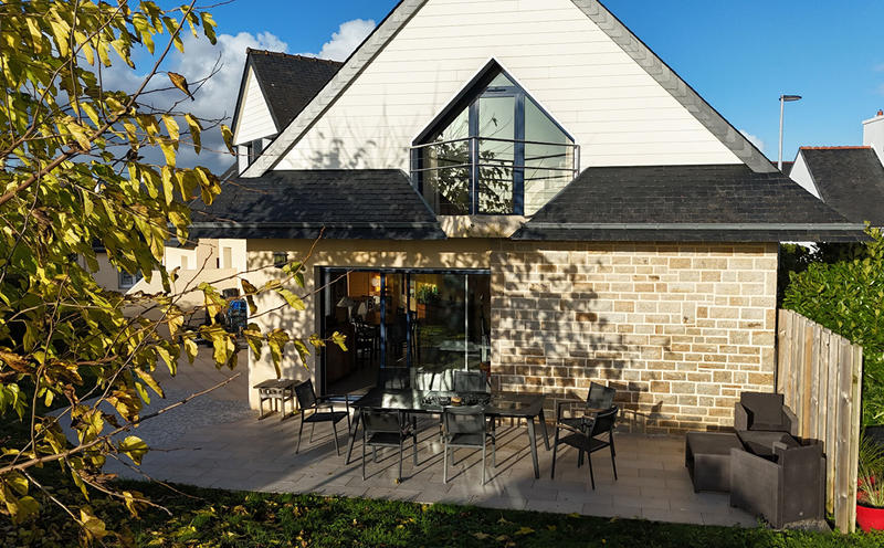 Maison - 189 m² - 10 pièces