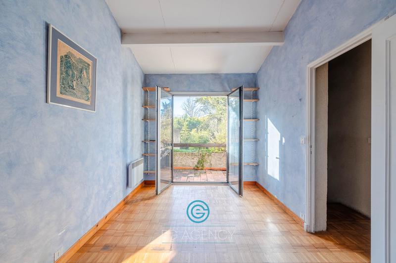 Maison - 200 m² - 6 pièces