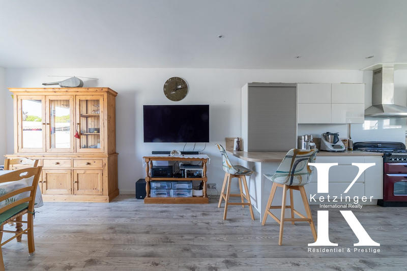 Maison - 179 m² - 7 pièces