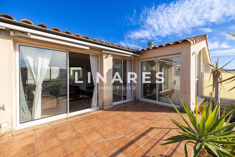 Appartement - 112 m² - 4 pièces