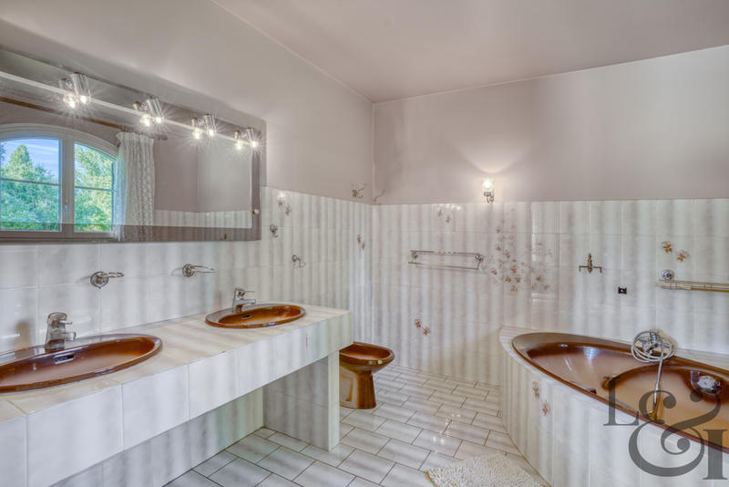 Maison - 188 m² - 6 pièces