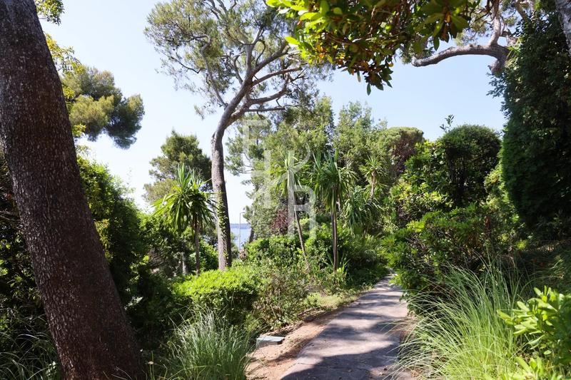 Appartement - 180 m² - 3 pièces