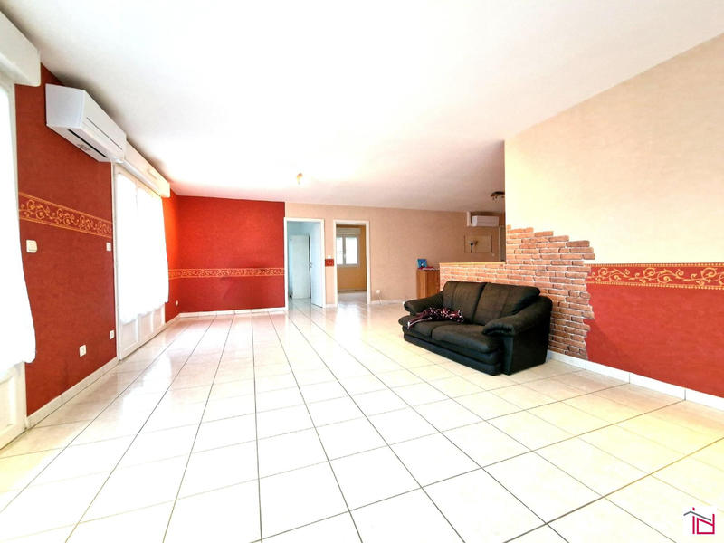 Maison - 137 m² - 7 pièces