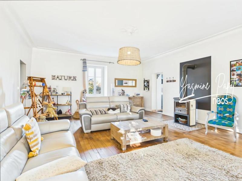 Maison de maîtres - 280 m² - 9 pièces