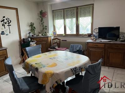 Propriété - 210 m² - 8 pièces