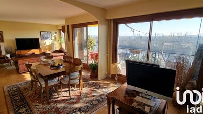 Appartement - 98 m² - 5 pièces