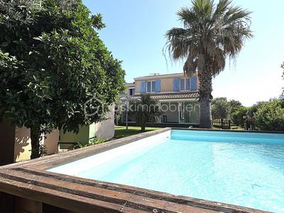 Villa - 130 m² - 6 pièces
