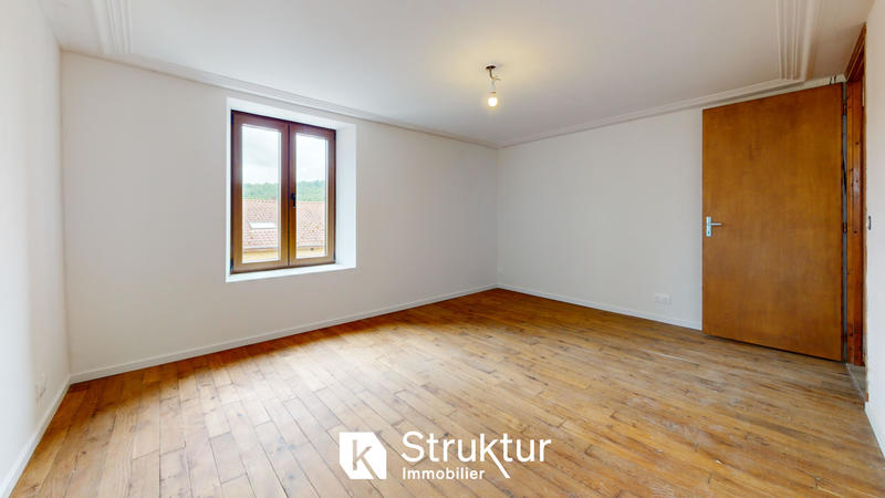 Maison - 148 m² - 6 pièces