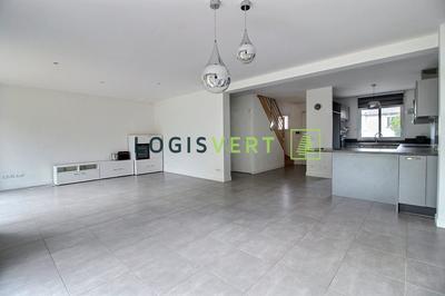 Maison - 125 m² - 6 pièces