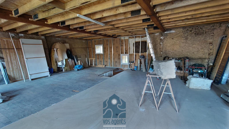 Maison - 96 m² - 4 pièces