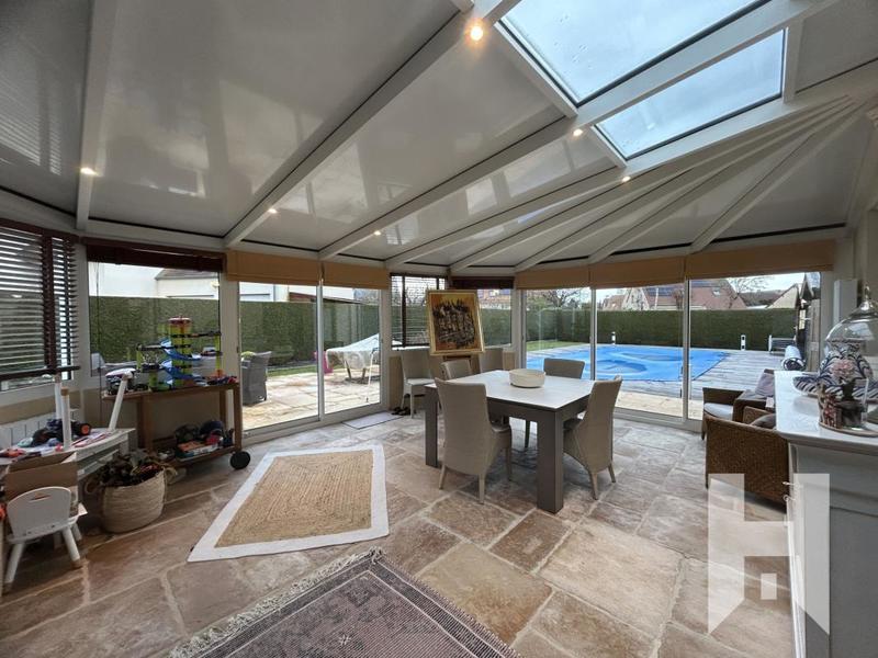 Maison - 148 m² - 7 pièces