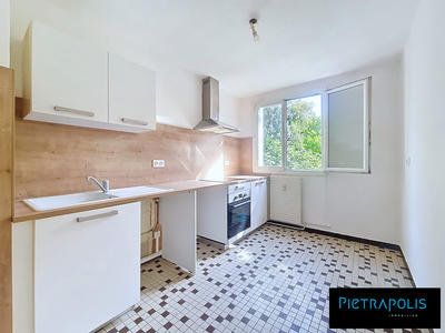 Appartement - 72 m² - 3 pièces