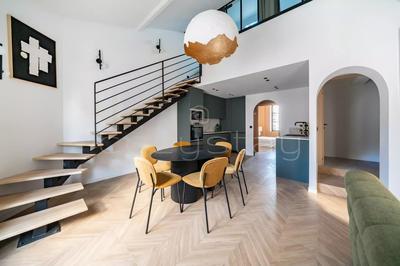 Appartement - 87 m² - 4 pièces