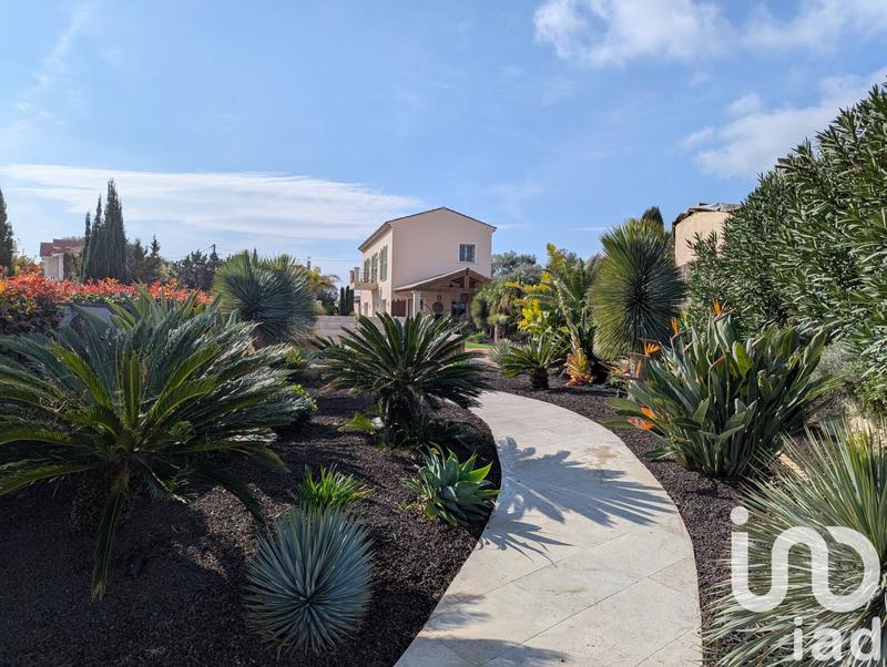 Maison - 192 m² - 6 pièces