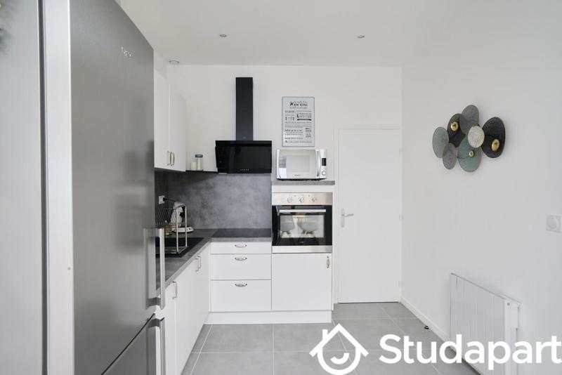 Chambre - 12 m² - 1 pièce