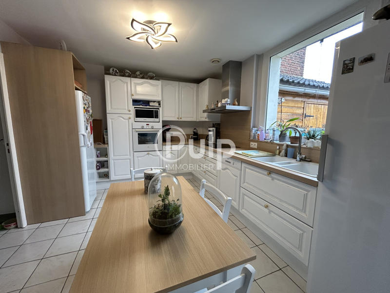 Maison - 95 m² - 5 pièces