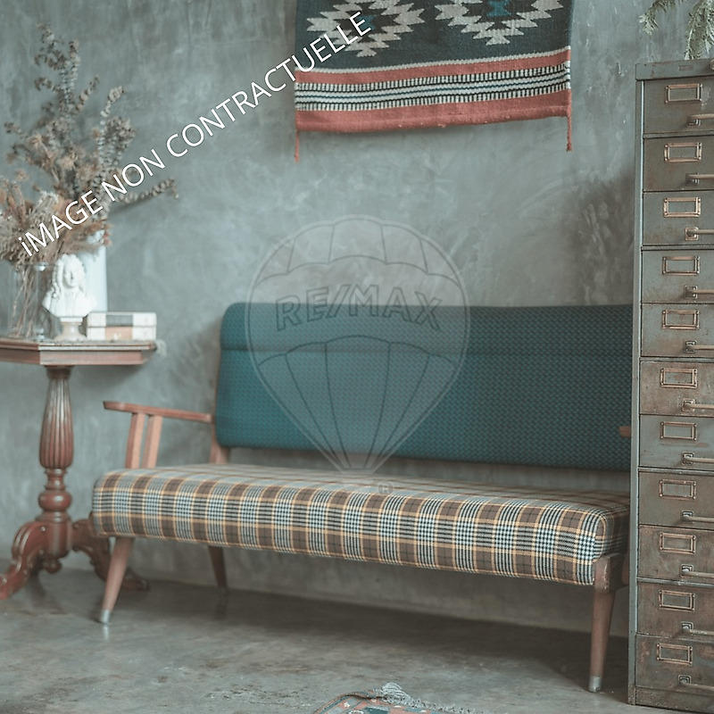 Local commercial - 206 m² - 1 pièce